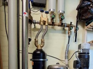 Einbaubeispiel eines Wasserfilters TecnoSorb direkt am Hausanschluss